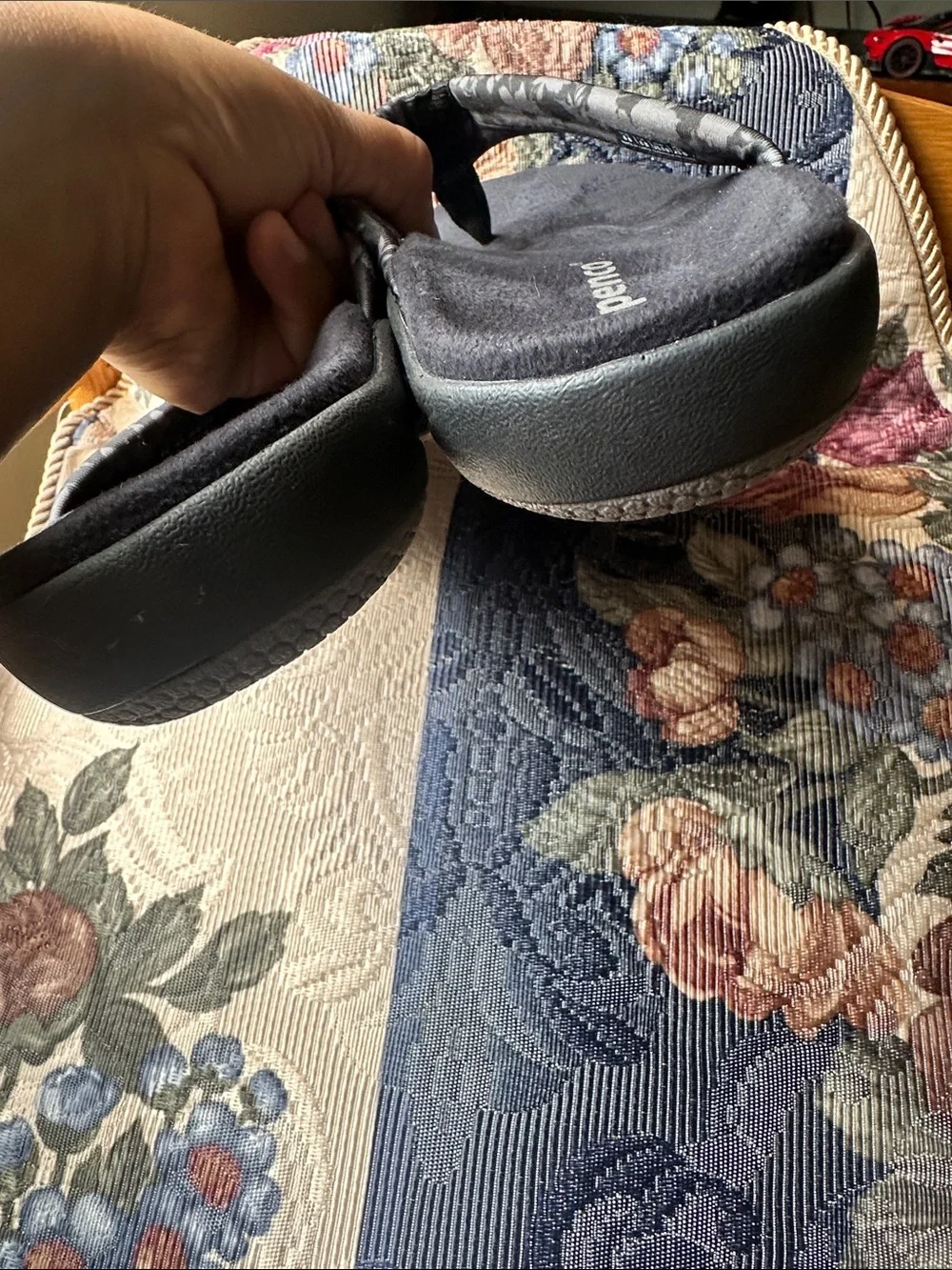Spenco Women's Victoria Floral, Black, Sandals - Cushioned Flip Flops Sz 8
